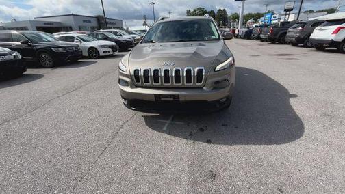 Light Brownstone Pearlcoat 2016 Jeep Cherokee Latitude