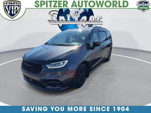 2023 Chrysler Pacifica Hybrid Touring L