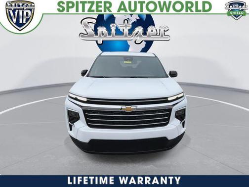 Summit White 2026 Chevrolet Traverse LT