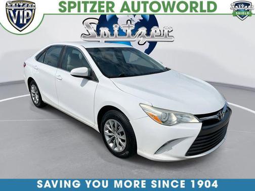 2016 Toyota Camry XLE
