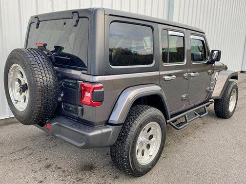 2022 Jeep Wrangler Unlimited Sahara