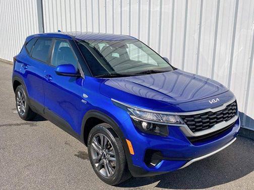 Neptune Blue 2022 Kia Seltos LX