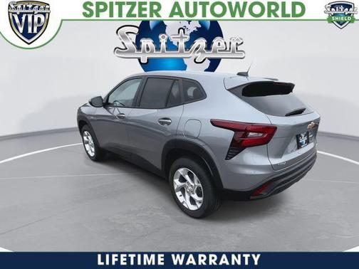 Sterling Gray Metallic 2026 Chevrolet Trax LS