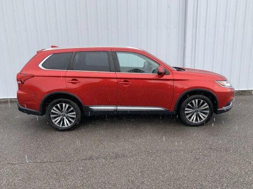 2019 Mitsubishi Outlander ES