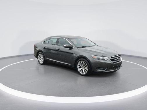 2019 Ford Taurus Limited