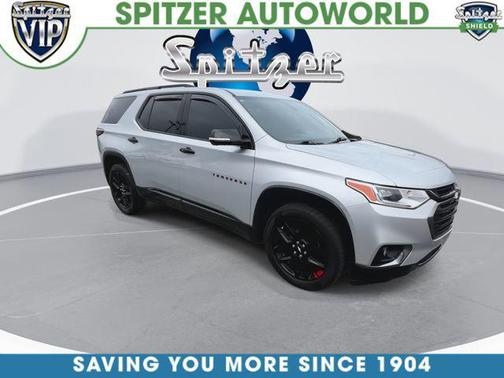 Silver Ice Metallic 2020 Chevrolet Traverse Premier