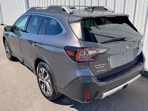 2020 Subaru Outback Touring XT