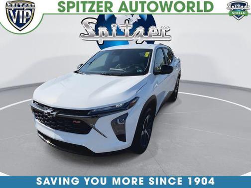 Summit White 2024 Chevrolet Trax FWD 1RS