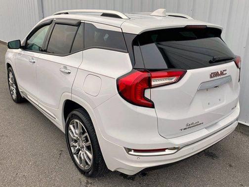 2022 GMC Terrain Denali