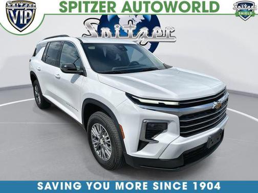 Summit White 2025 Chevrolet Traverse LT