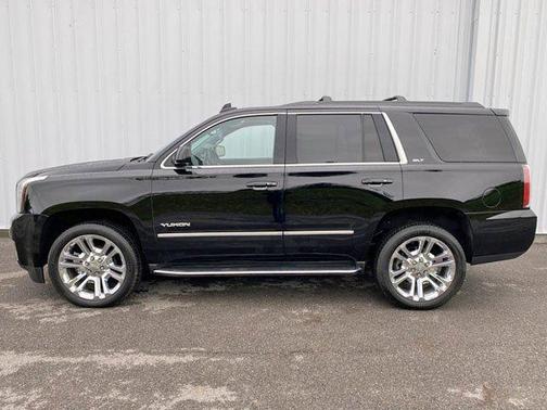 2017 GMC Yukon SLT