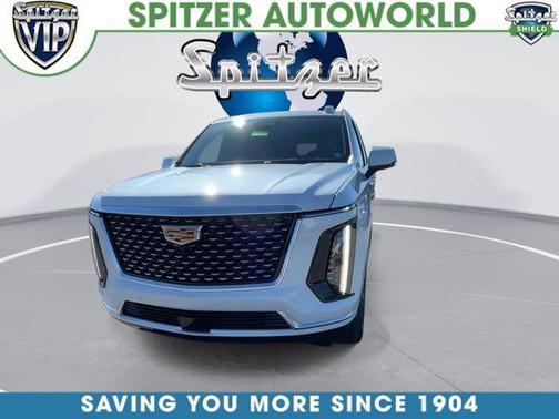 Vibrant White Tricoat 2026 Cadillac Escalade ESV Luxury