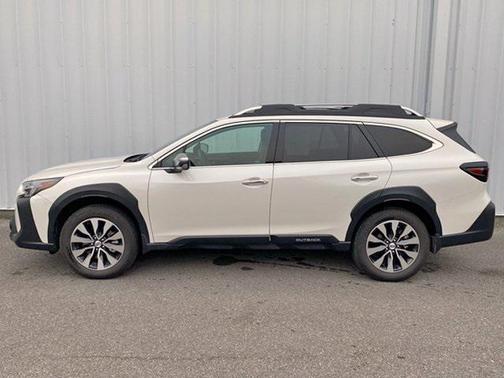 2025 Subaru Outback Touring