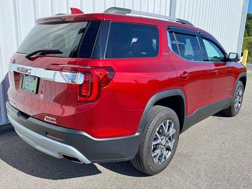 2023 GMC Acadia AWD SLT
