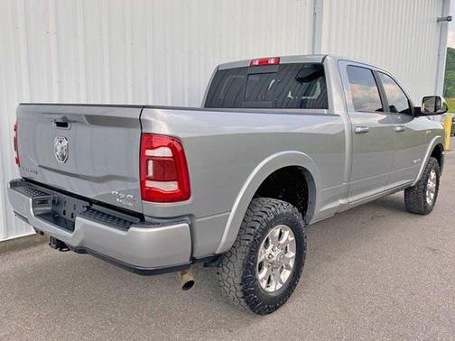 2022 RAM 2500 Laramie Crew Cab 4x4 6'4' Box