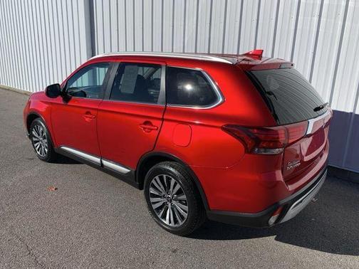 2020 Mitsubishi Outlander SEL