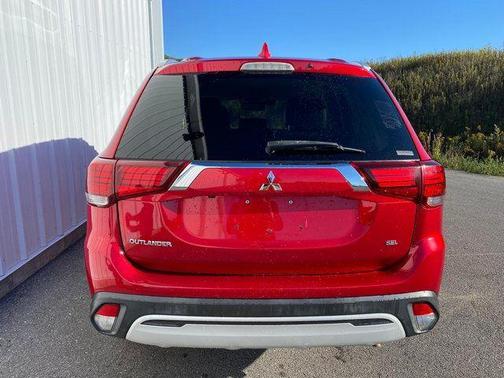 2020 Mitsubishi Outlander SEL