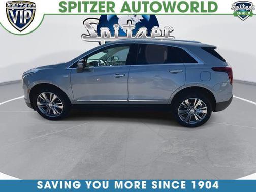 Argent Silver Metallic 2026 Cadillac XT5 Premium Luxury