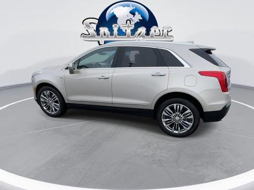 2017 Cadillac XT5 Premium Luxury