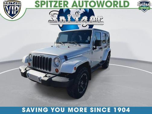 Bright Silver Metallic Clearcoat 2011 Jeep Wrangler Unlimited Sahara