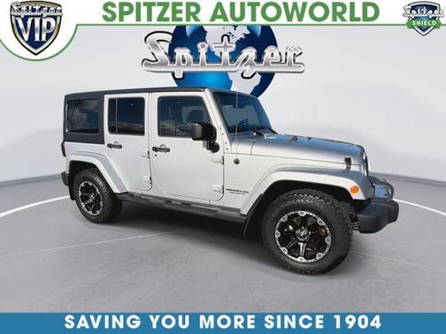 Bright Silver Metallic Clearcoat 2011 Jeep Wrangler Unlimited Sahara