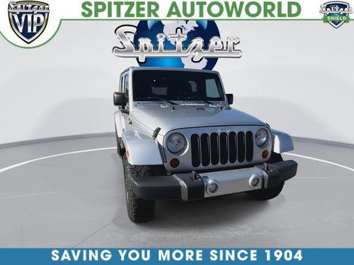 Bright Silver Metallic Clearcoat 2011 Jeep Wrangler Unlimited Sahara
