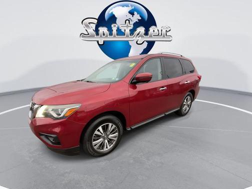 2017 Nissan Pathfinder SL