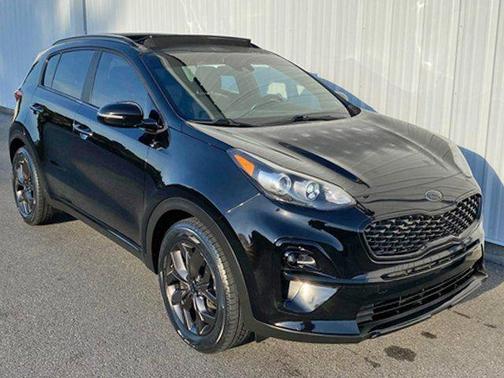 Black Cherry 2022 Kia Sportage S