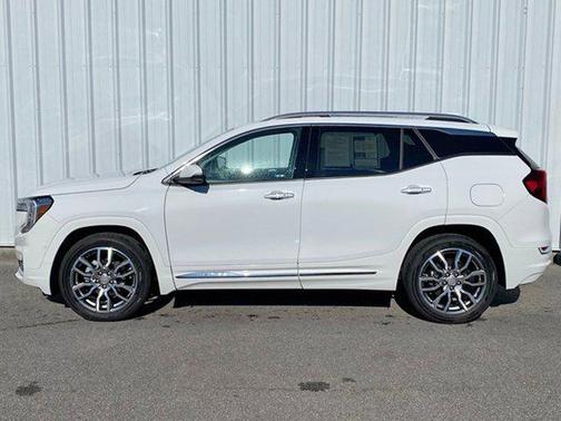 2022 GMC Terrain Denali