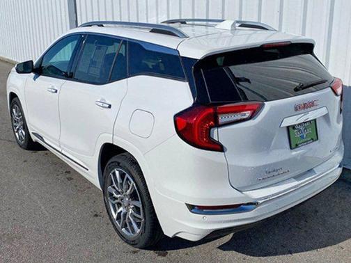 2022 GMC Terrain Denali