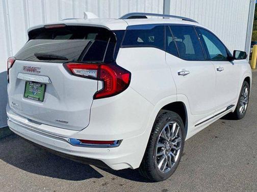 2022 GMC Terrain Denali
