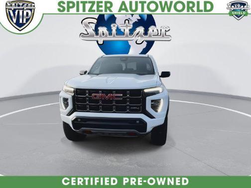 Summit White 2024 GMC Canyon AT4