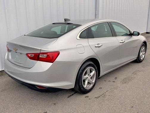 2017 Chevrolet Malibu 1LS