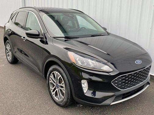 Agate Black Metallic 2020 Ford Escape SEL