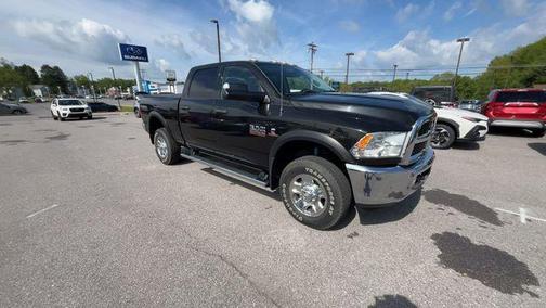 2017 RAM 2500 Tradesman Crew Cab 4x4 6'4' Box
