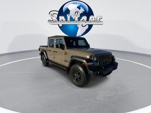 2020 Jeep Gladiator Sport