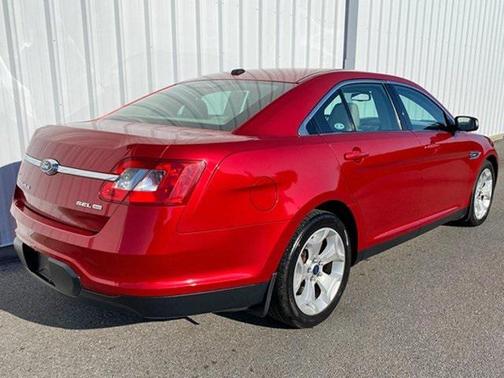 2011 Ford Taurus SEL