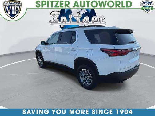 Summit White 2023 Chevrolet Traverse LT Cloth