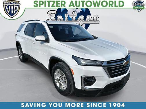 Summit White 2023 Chevrolet Traverse LT Cloth