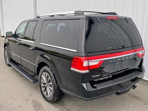 2016 Lincoln Navigator Select