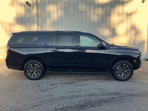 2021 Chevrolet Suburban 4WD Z71