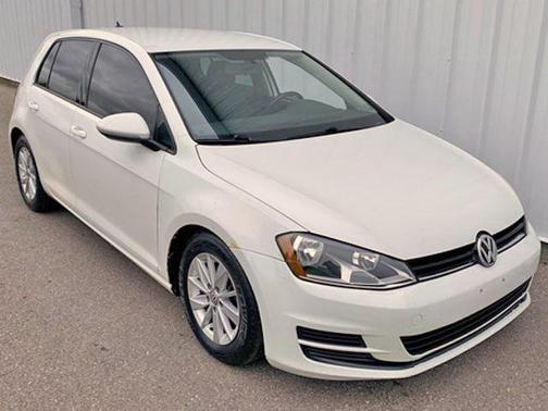 2016 Volkswagen Golf TSI S 4-Door