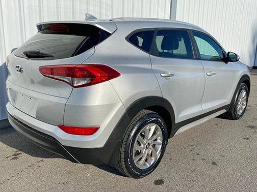 2017 Hyundai TUCSON SE Plus