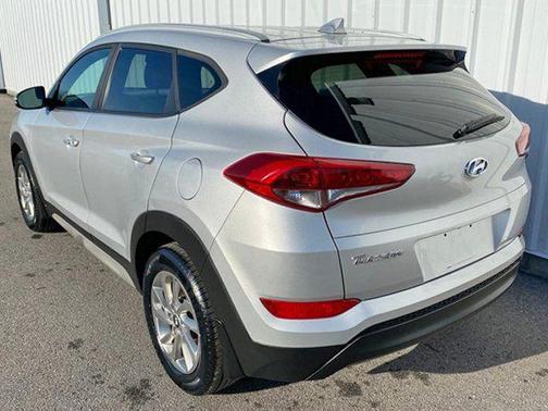 2017 Hyundai TUCSON SE Plus