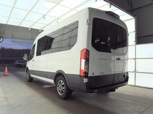 2022 Ford Transit-350 