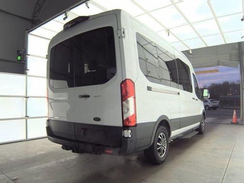 2022 Ford Transit-350 