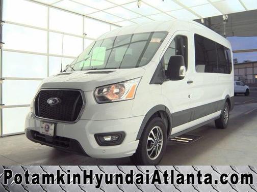 2022 Ford Transit-350 