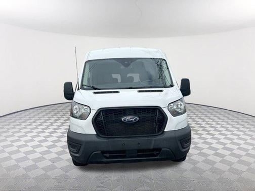 Oxford White 2024 Ford Transit-350 XL