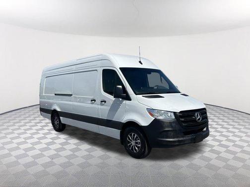Arctic White 2024 Mercedes-Benz Sprinter 2500 170 WB High Roof Extended Cargo