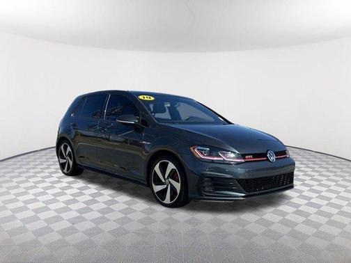 2019 Volkswagen Golf GTI 2.0T SE